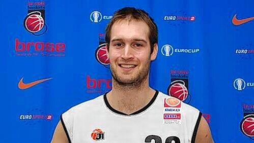 Nummer 33, wie sein Vorbild Larry Bird: Worthington. Nummer 33, wie sein Vorbild Larry Bird: Worthington.