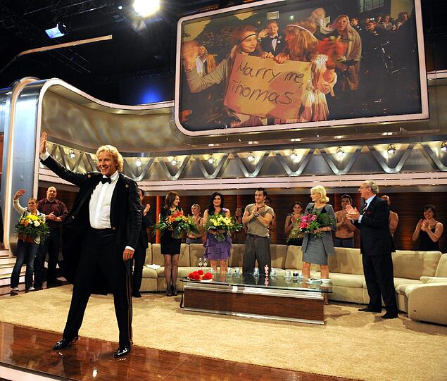 Stars am Rand der Zielgeraden &ndash; Thomas Gottschalk moderierte in Offenburg sein letztes reguläres &bdquo;Wetten, dass..?&ldquo; &ndash; Anna Netrebko, Whoopi Goldberg und Hugh Laurie waren dabei. Die Bilder.