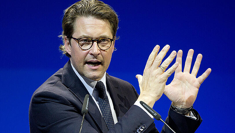 CSU-generalsekretär Scheuer will ausländischer Moscheen-Finanzierung mit einem Islamgesetz den Kampf ansagen. CSU-generalsekretär Scheuer will ausländischer Moscheen-Finanzierung mit einem Islamgesetz den Kampf ansagen.