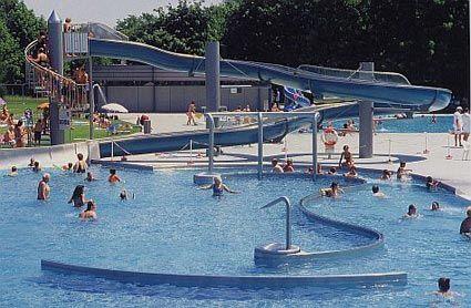 Im Michaeli-Freibad hätte es am Freitag beinahe einen tödlcihen Unfall gegeben.