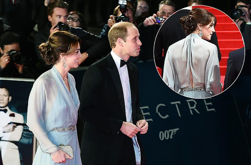 Bei der "Spectre"-Premiere in London strahlte Kate in einem pastellblauen Kleid von "Jenny Peckham". Untypisch für einen Royal: Die Herzogin trug offensichtlich keinen BH.