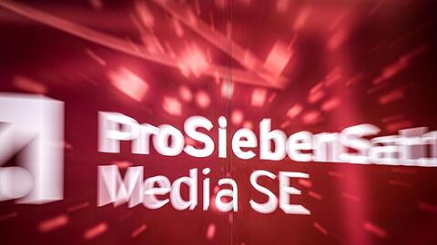 Der Schriftzug der ProSiebenSat.1 Media SE. Foto: Sina Schuldt/dpa/Archivbild