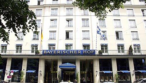 Hotel Bayerischer Hof: Die Betreiber fürchten den Lärm der Bauarbeiten an der Stammstrecke Hotel Bayerischer Hof: Die Betreiber fürchten den Lärm der Bauarbeiten an der Stammstrecke