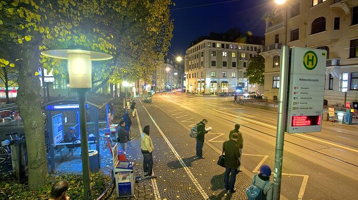 Die FDP will durch Straßenleuchten mit Sensoren Strom sparen. (Symbolbild)