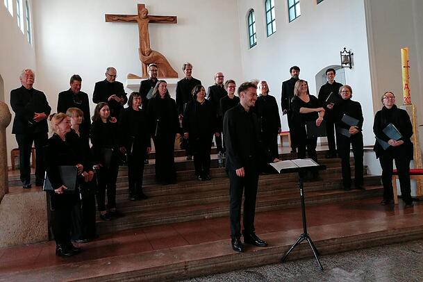 Das Konzert findet in der Kirche St. Vinzenz statt. Das Konzert findet in der Kirche St. Vinzenz statt.