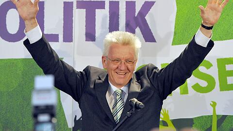 Hat diese Krawatte Gl&uuml;ck gebracht? Schon Kretschmann trug das selbe Modell 2011.