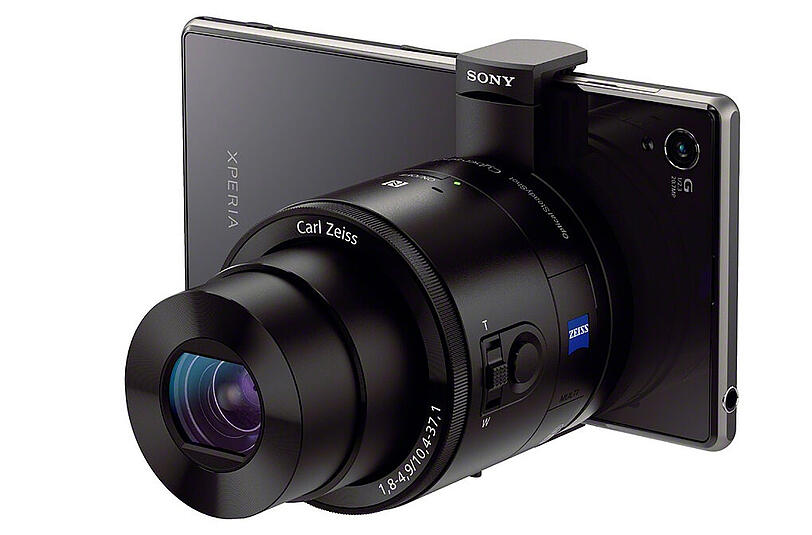 Die Alterbative zum Galaxy S4 Zoom: Mit dem Sony Cyber-shot QX100-Objektiv lässt sich jedes Smartphone in eine vollwertige Digitalkamera verwandeln.