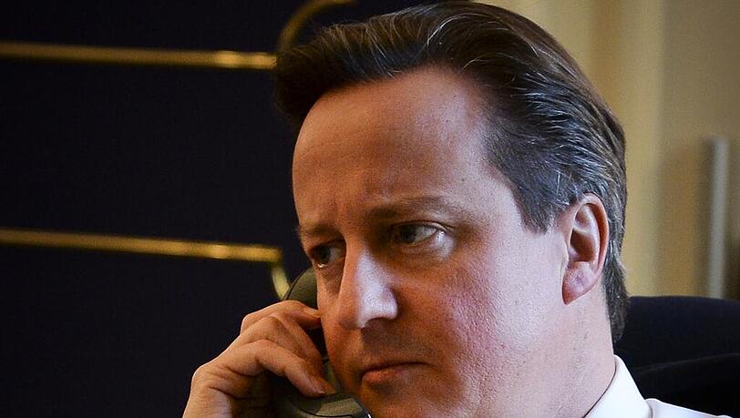 "Habe gerade mit Barack Obama gesprochen", twittert David Cameron.