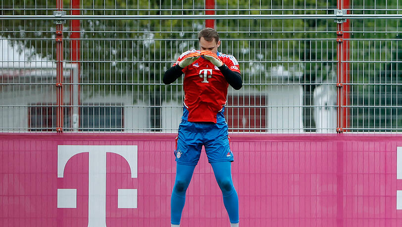 Neuer im Bayern-Training. Neuer im Bayern-Training.