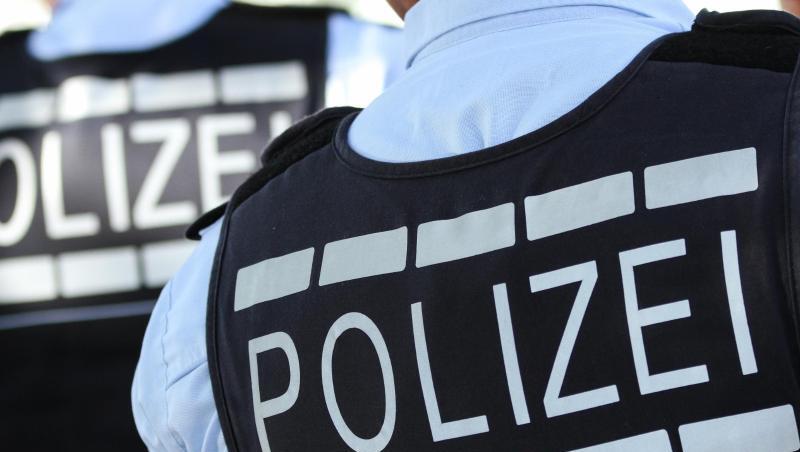 Zwei Polizisten mussten vom Dienst aus ins Krankenhaus.