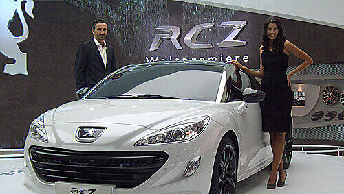 Weltpremiere des Peugeot RCZ auf der IAA 2009. Weltpremiere des Peugeot RCZ auf der IAA 2009.