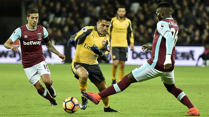 Platz 8: Alexis Sanchez (FC Arsenal). 140 Dribblings, 61 Prozent erfolgreich.