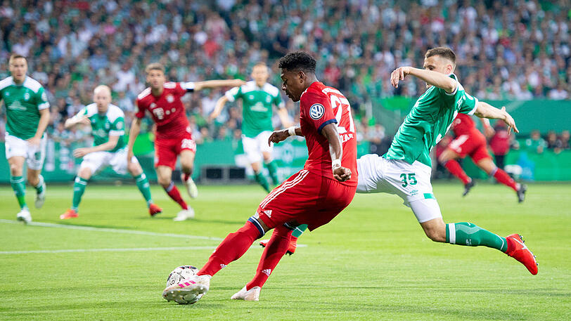 DAVID ALABA, NOTE 3: Gute Vorstöße über links, Top-Vorlage auf Müller (10.). Als er einmal bei einem Konter über rechts entwischt war, verpuffte der Angriff. Denn: Alaba hat keinen rechten Fuß.