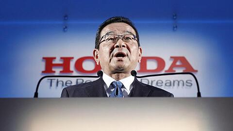 Takahiro Hachigo, Präsident und CEO von Honda, spricht während einer Pressekonferenz. Yuya Shino/Kyodo News/dpa