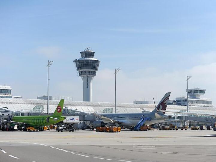 Es ist der Münchner Flughafen zu sehen. Foto: Andreas Gebert/dpa/Archivbild