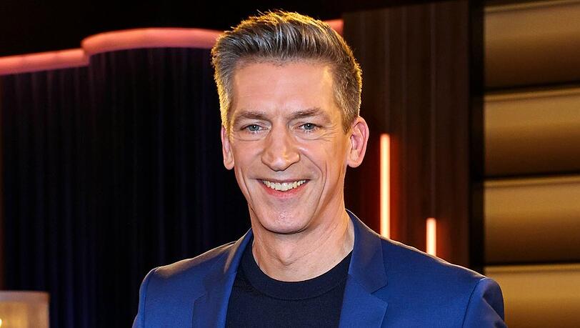 Steffen Hallaschka führt seit 2023 durch den RTL-Jahresrückblick. Steffen Hallaschka führt seit 2023 durch den RTL-Jahresrückblick.