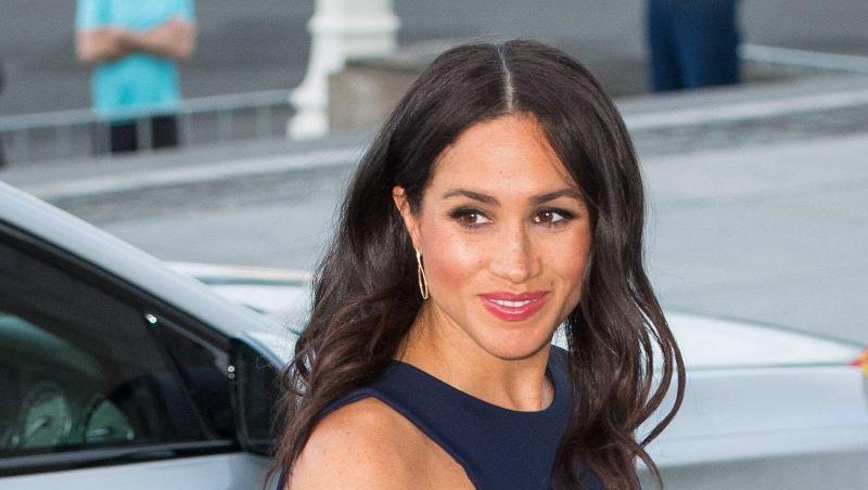 In "Suits" war sie eine Anwaltsgehilfin, jetzt ist Meghan eine echte Herzogin. In "Suits" war sie eine Anwaltsgehilfin, jetzt ist Meghan eine echte Herzogin.