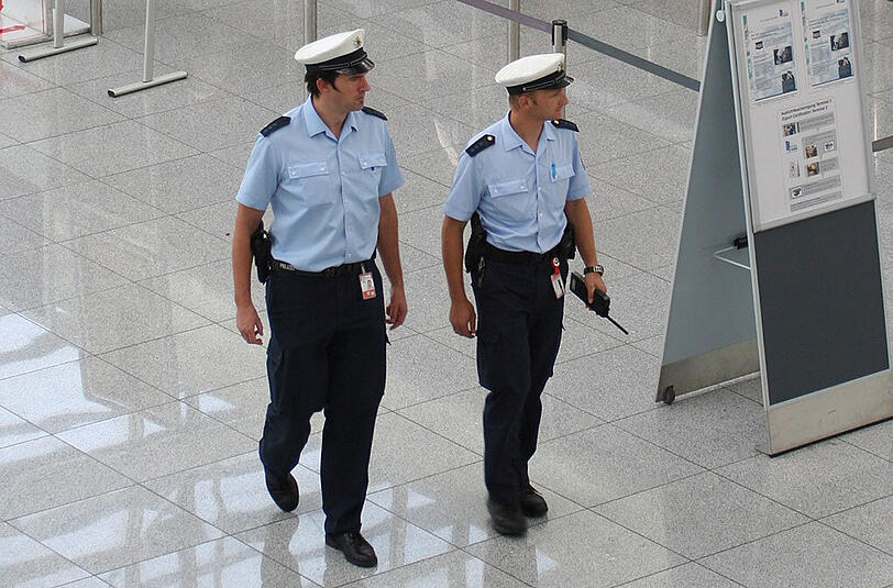 Eine Streife der Bundespolizei am Münchner Flughafen.