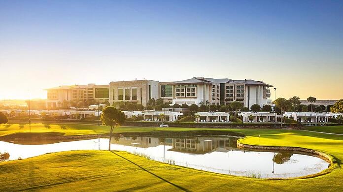 Das Luxus-Hotel des TSV 1860: Das Regnum Carya Hotel Belek.
