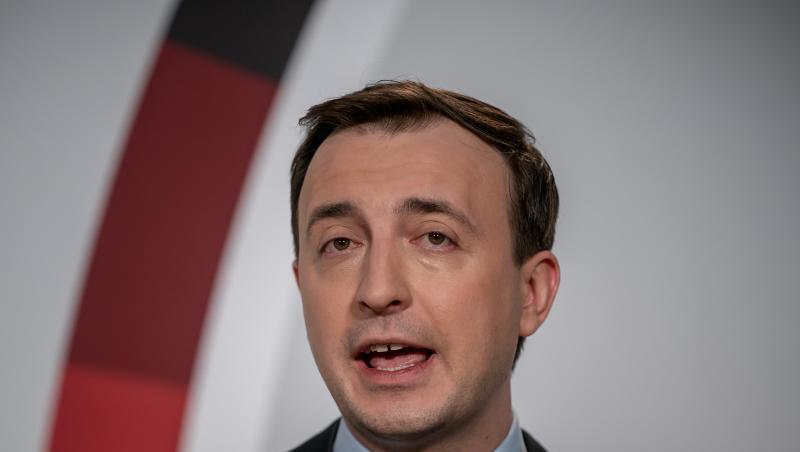 CDU-Generalsekretär Paul Ziemiak wirft der SPD vor, sie missbrauche die Corona-Pandemie zum Wahlkampf. CDU-Generalsekretär Paul Ziemiak wirft der SPD vor, sie missbrauche die Corona-Pandemie zum Wahlkampf.