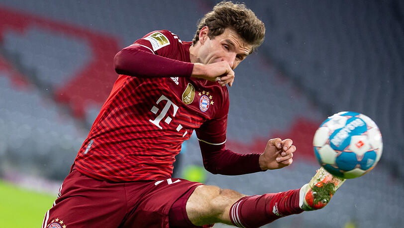 "Ich musste früh lernen, andere Wege zu finden, um zum Tor zu kommen - etwa Spielintelligenz", sagt Bayerns torgefährlichster Raumdeuter Thomas Müller. "Ich musste früh lernen, andere Wege zu finden, um zum Tor zu kommen - etwa Spielintelligenz", sagt Bayerns torgefährlichster Raumdeuter Thomas Müller.