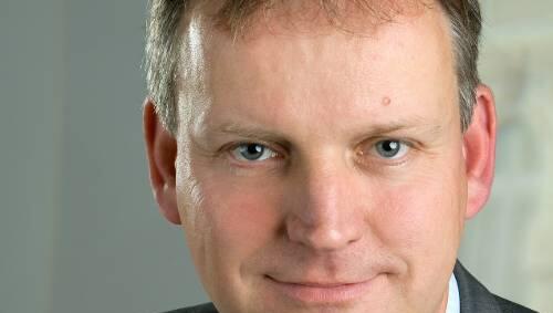 Heftige Kritik an der Politik: Hans-Peter Burghof. Heftige Kritik an der Politik: Hans-Peter Burghof.
