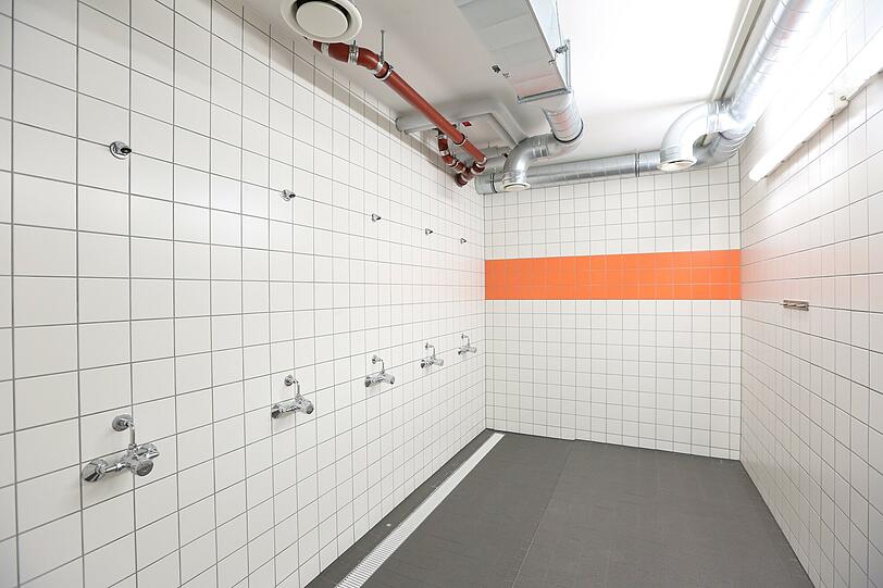 Impressionen aus dem neuen Ankunftszentrum im Euroindustriepark.
