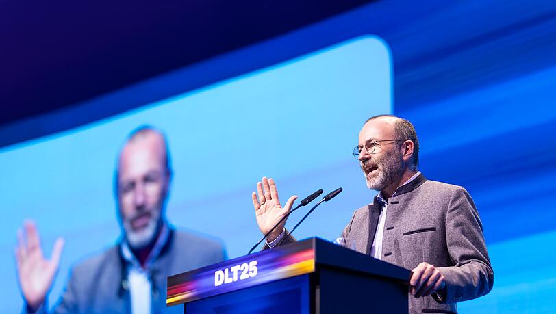 "Die Brandmauer steht. Wir wissen, wer unsere Feinde sind", sagte Manfred Weber noch vor kurzem mit Blick auf die AfD in einem Interview. (Archivbild)