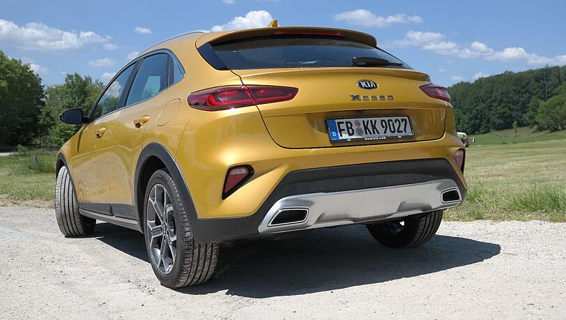 Mit Design-Spielereien am Heck: der XCeed macht ein bisschen auf SUV - und das sehr gekonnt. Mit Design-Spielereien am Heck: der XCeed macht ein bisschen auf SUV - und das sehr gekonnt.