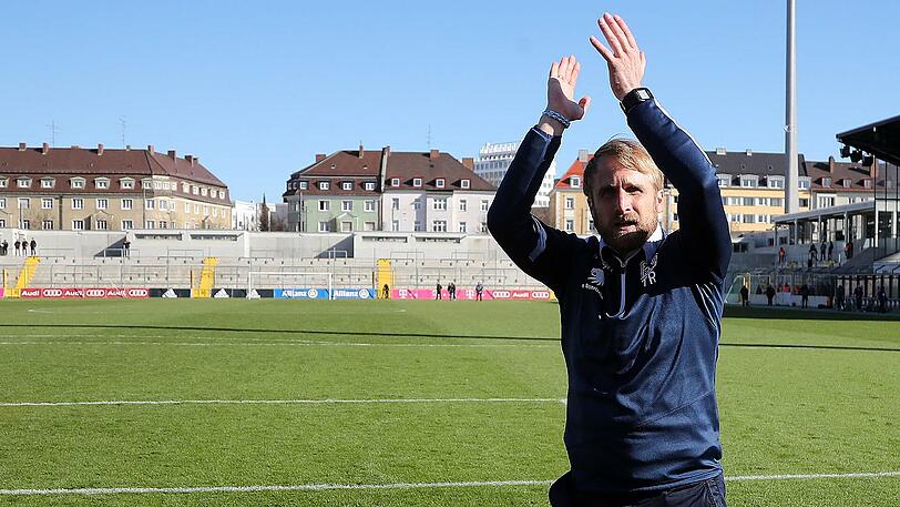 Bekommt wohl einen neuen Vertrag, mit dem er dann die erste Mannschaft trainieren würde: Daniel Bierofka.