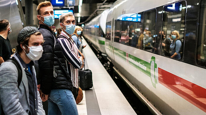 Bahnfahren dürfte in den Feiertagen zum Abenteuer werden