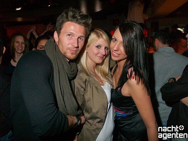Garden &Restaurant im Crowns Club (Samstag 14.01.12). Noch mehr Fotos unter: www.nachtagenten.de.