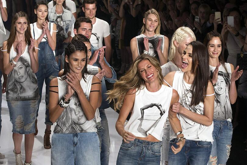 Gisele Bündchen bei der Sao Paolo Fashion Week in Brasilien. Die Bilder ihres letzten Laufstegjobs.