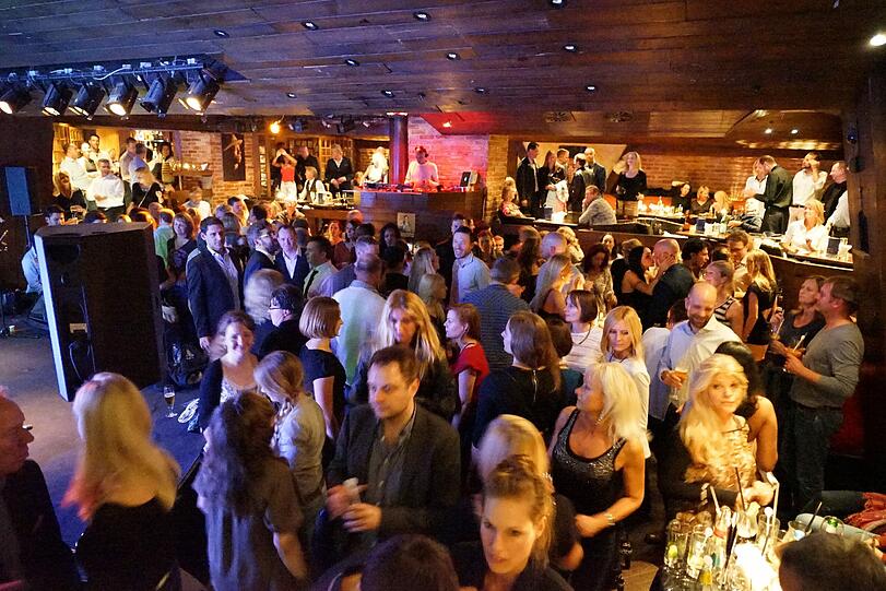 Rund 90 Ausstellungshäuser präsentierten sich bei der Langen Nacht der Museen 2015, hier im Hotel Bayerischer Hof.