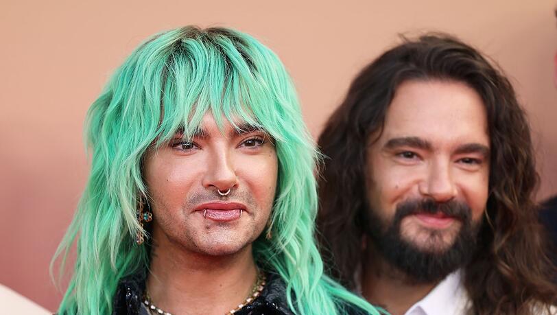 Bill Kaulitz und Tom Kaulitz haben in ihrem Podcast "Kaulitz Hills - Senf aus Hollywood" über Streitigkeiten in ihrer Kindheit gesprochen. Bill Kaulitz und Tom Kaulitz haben in ihrem Podcast "Kaulitz Hills - Senf aus Hollywood" über Streitigkeiten in ihrer Kindheit gesprochen.