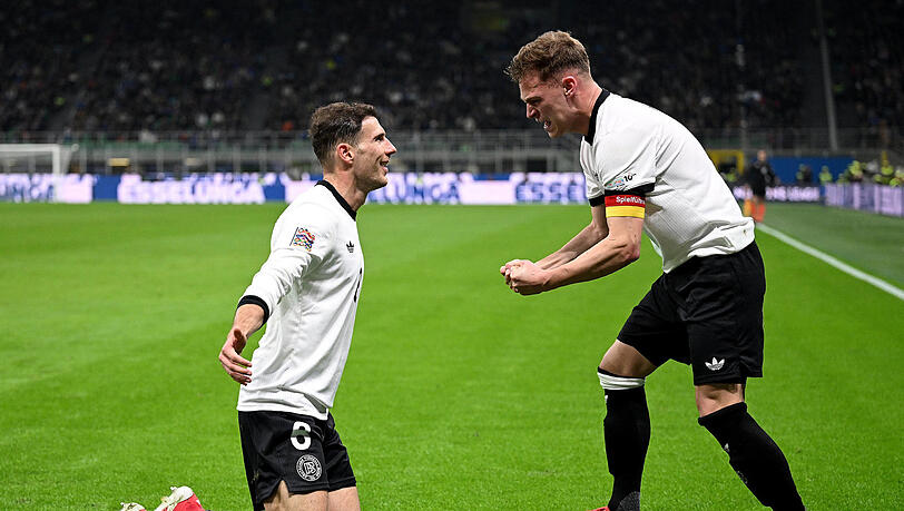 Joshua Kimmich (re.) jubelt mit Leon Goretzka über dessen Treffer. Joshua Kimmich (re.) jubelt mit Leon Goretzka über dessen Treffer.