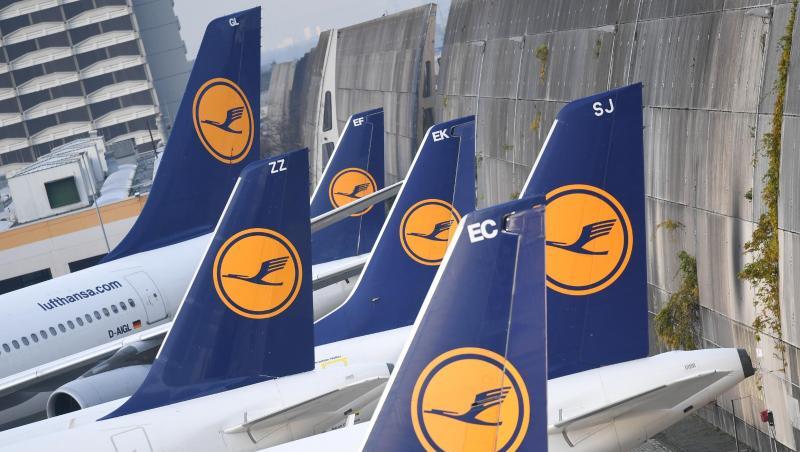 Die Lufthansa AG hatte schon im Juni mit einer Gewinnwarnung die Anleger geschockt und einen kräftigen Umbau der Direktflug-Tochter Eurowings angekündigt. Die Lufthansa AG hatte schon im Juni mit einer Gewinnwarnung die Anleger geschockt und einen kräftigen Umbau der Direktflug-Tochter Eurowings angekündigt.