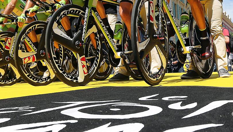 2017 wird die Tour de France in Düsseldorf starten. 2017 wird die Tour de France in Düsseldorf starten.