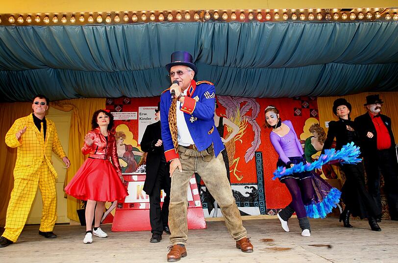 Ein Urgestein und immer noch die schrägste Wiesn-Gaudi: Der Schichtl. Die Bilder von der Show.