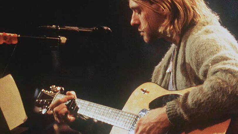 Kurt Cobain während des "MTV Unplugged"-Konzerts im November 1993 Kurt Cobain während des "MTV Unplugged"-Konzerts im November 1993
