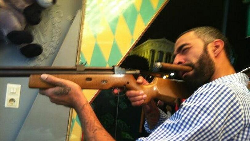 Rapper Harris kam sogar in Tracht auf das Oktoberfest Rapper Harris kam sogar in Tracht auf das Oktoberfest