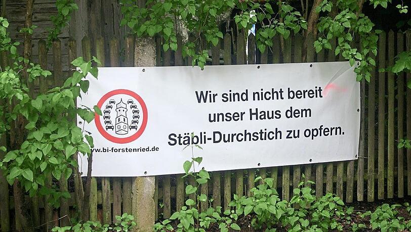 Gegen die Pläne der Stadt, die Stäblistraße auszubauen, gab es über viele Jahre Anwohnerproteste. Gegen die Pläne der Stadt, die Stäblistraße auszubauen, gab es über viele Jahre Anwohnerproteste.