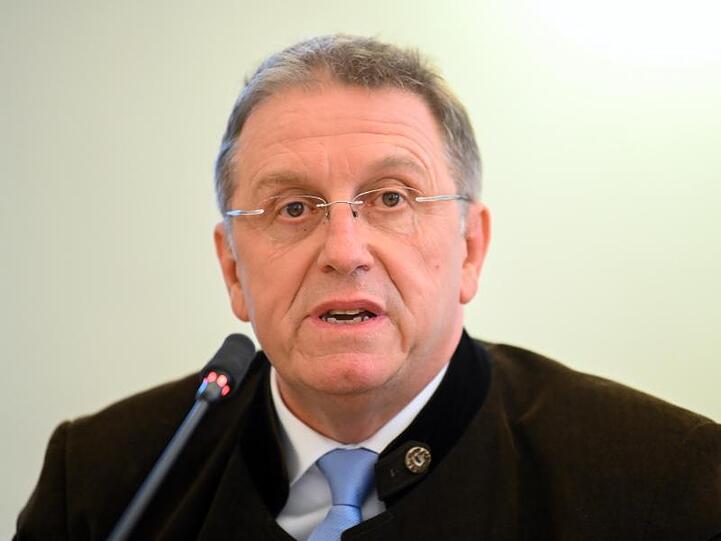 Der Kulmbacher Oberbürgermeister Henry Schramm. Foto: Nicolas Armer/dpa/Archivbild