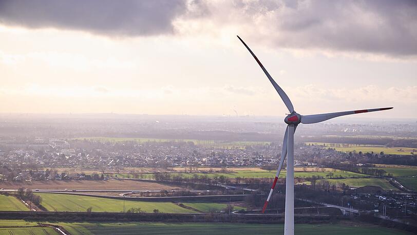 Der Ausbau von Windkraftanlagen soll deutlich schneller werden.