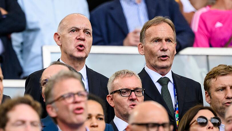 Die DFB-Spitze will in den USA mit Jürgen Klopp die Bundestrainer-Frage klären. (Archivbild) Die DFB-Spitze will in den USA mit Jürgen Klopp die Bundestrainer-Frage klären. (Archivbild)