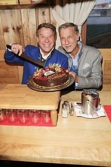 Patrick Lindner feierte mit Peter Schäfer im Weinzelt seinen 57. Geburtstag