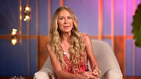 Jenny Elvers startet die "Villa der Versuchung" mit einem &uuml;berraschenden Gest&auml;ndnis.