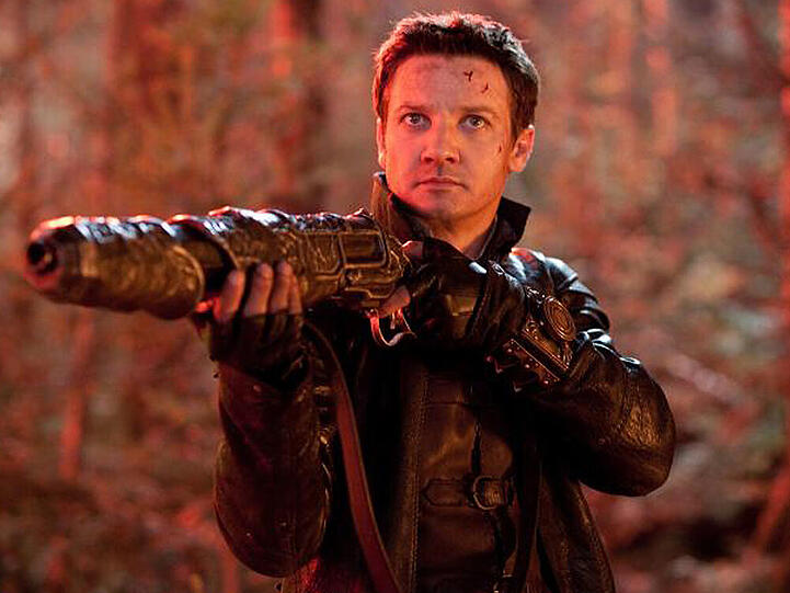 "Hänsel und Gretel: Hexenjäger": Jahre, nachdem er vom Pfefferkuchenhaus gekostet und eine Hexe gebraten hat, zieht Hänsel (Jeremy Renner) mit seiner Schwester als Hexenjäger durch die Lande.