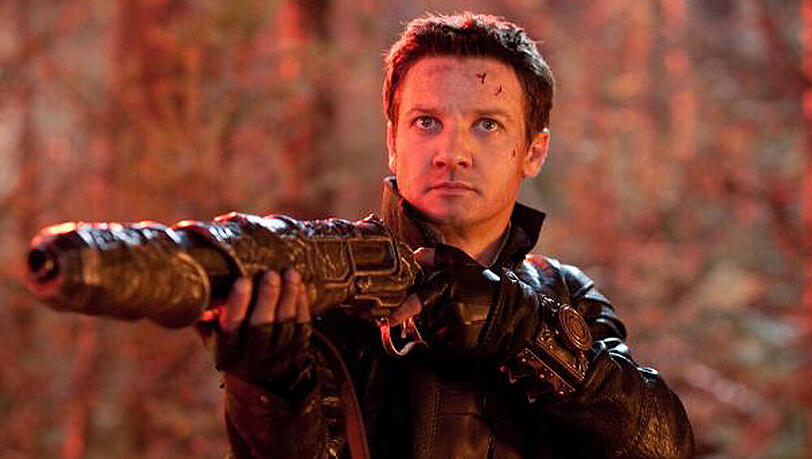 "Hänsel und Gretel: Hexenjäger": Jahre, nachdem er vom Pfefferkuchenhaus gekostet und eine Hexe gebraten hat, zieht Hänsel (Jeremy Renner) mit seiner Schwester als Hexenjäger durch die Lande. "Hänsel und Gretel: Hexenjäger": Jahre, nachdem er vom Pfefferkuchenhaus gekostet und eine Hexe gebraten hat, zieht Hänsel (Jeremy Renner) mit seiner Schwester als Hexenjäger durch die Lande.