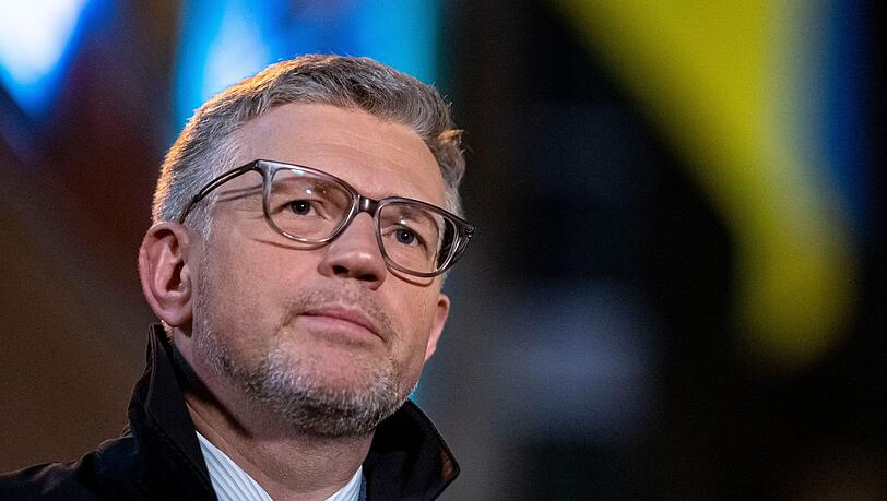Andrij Melnyk, ukrainischer Botschafter in Deutschland. Andrij Melnyk, ukrainischer Botschafter in Deutschland.